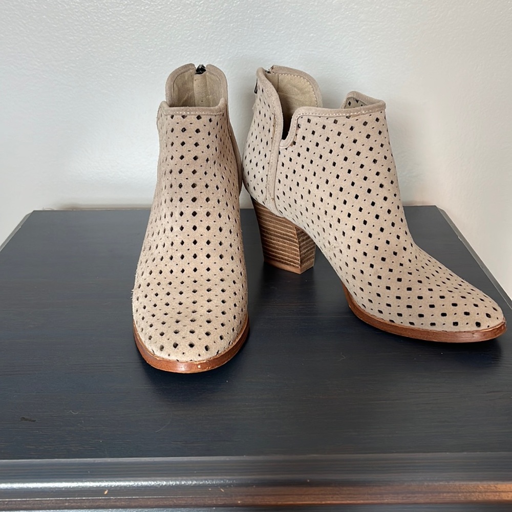 Marc Fisher, Grey/ Toupee Booties, Women’s size 6.5
